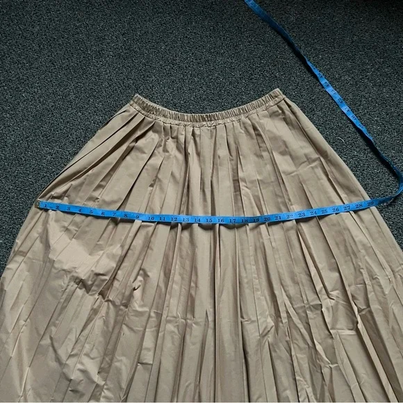 Beige Camel Tan Pleated Elastic High-Waist Modest Maxi Cotton Lightweight Skirt - Picture 14 of 16